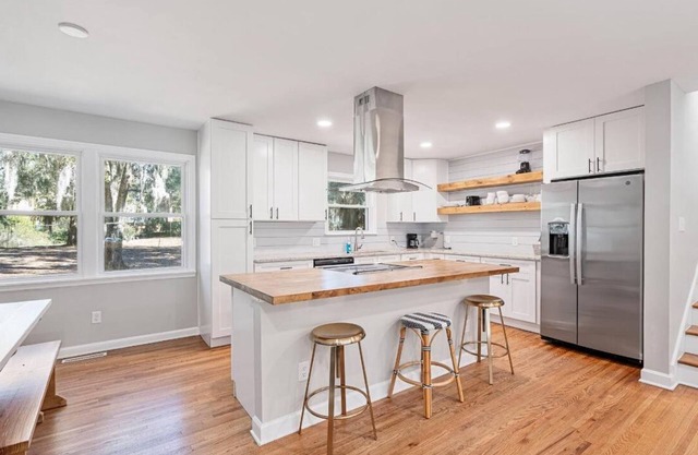 Luxury Home Minutes to Base & Downtown - Sleeps 9