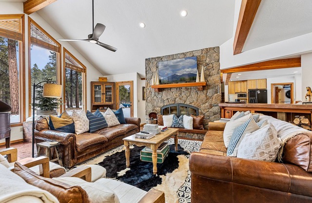 Luxury Home on 5 Acres Less Than 10 Minutes to Downtown Flagstaff!