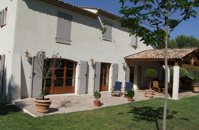 Luxury house with 6 Bedrooms - Large pool 12x6 - Near Aix-en-Provence Marseille