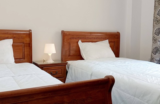 Luxury King Bed with garden-Zayed