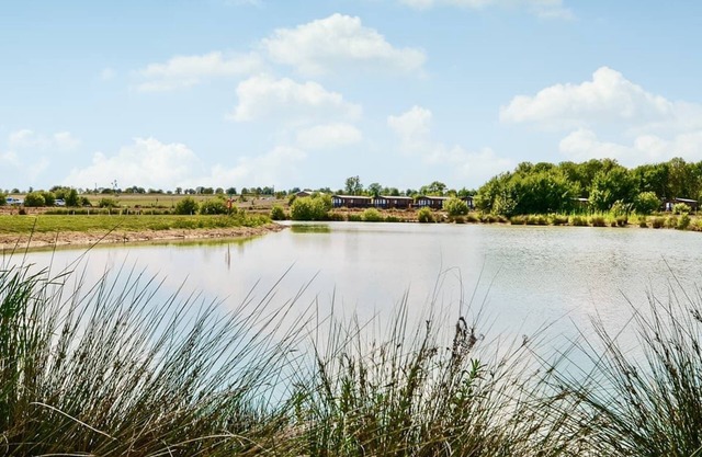 Luxury Leisure Lodge