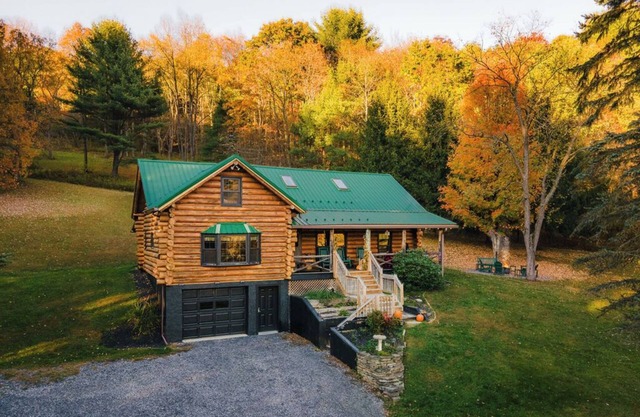 Luxury Log Cabin | Hot Tub + Epic Stargazing