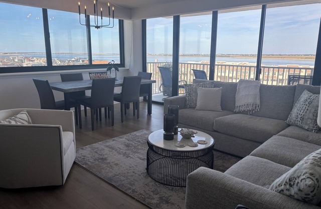 Luxury LONGPORT Condo Amazing Views