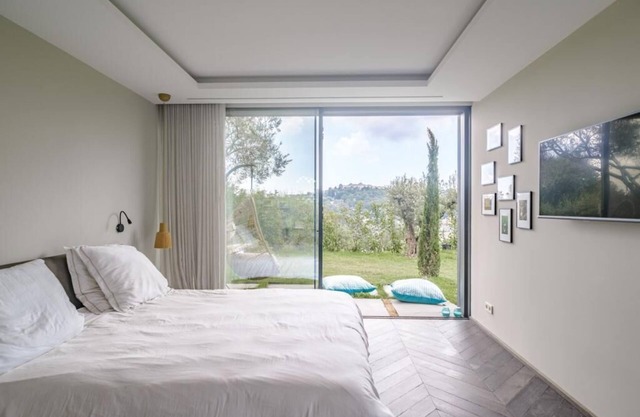 Luxury New Villa Contemporain Style