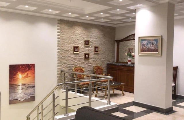 luxury newly fully furnished villa 10 mins to cfc