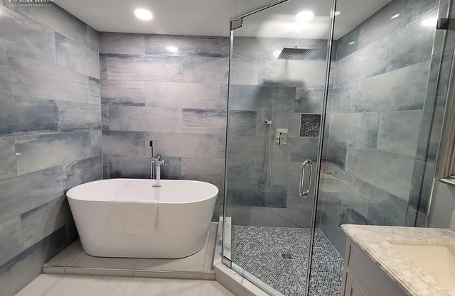 😍LUXURY @ NORTH BEACH 100% REMODELED #1814 Oceanfront!n