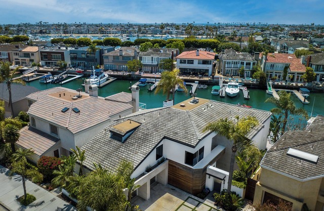 Luxury On The Bay-Calm Waters and Beautiful Skies.