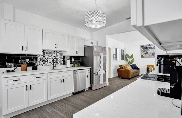 Luxury Pool Villa 5BD 4BA