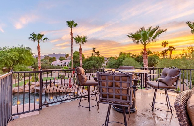 Luxury Resort, Lagoon Pool, Movie Theater, Billiards...Extended Stays Available!