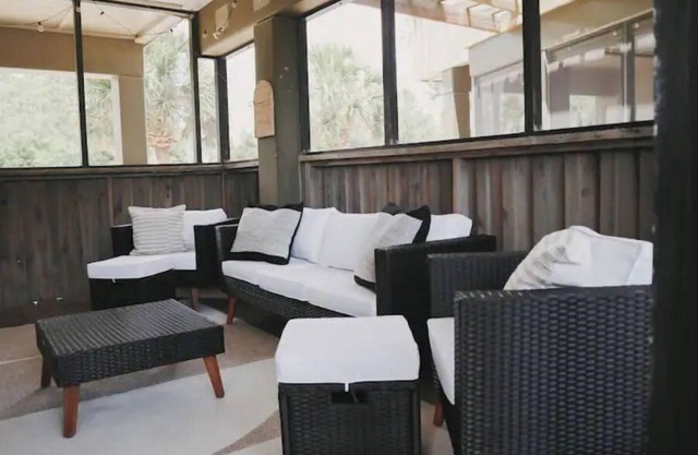Luxury Riverfront Retreat w/Pool + Ocean View