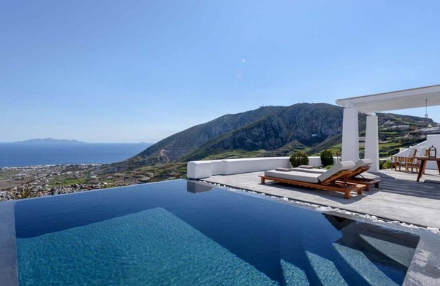 Luxury Santorini Villa | Villa Dean | 1 Bedroom | Children Older than 12Y are.