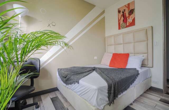 Luxury Suite - Rooftop, Jacuzzi & Balcony