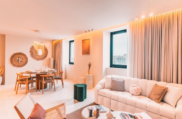 Luxury T3 Planier - view of the Old Port