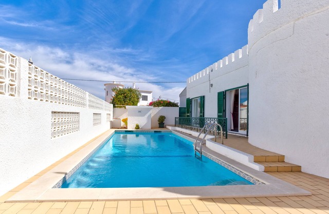 Luxury villa with private pool. Walking distance to town & beach. Free WiFi.