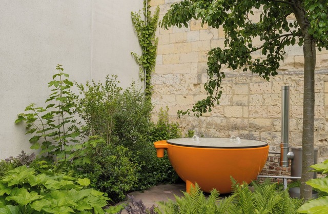 Luxury wellness stay near Maastricht.