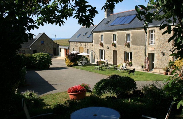 Ménez-hom - KERLAZ - Gîte