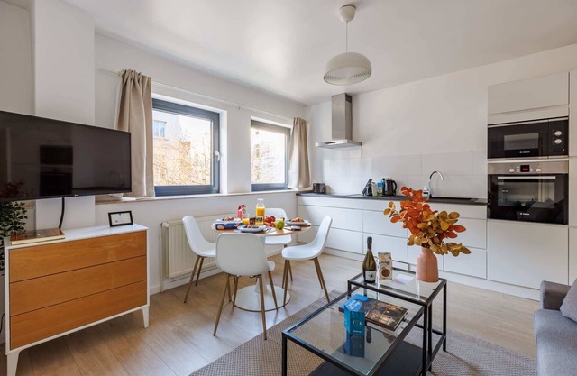MA - Berlaymont III - One Bedroom Apartment, Sleeps 4