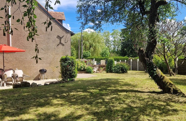 Ma Demoiselle d'Oé, beautiful farmhouse on the outskirts of Tours.