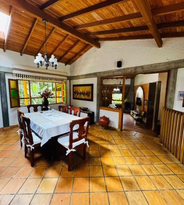 Magical farmhouse near Arví Park