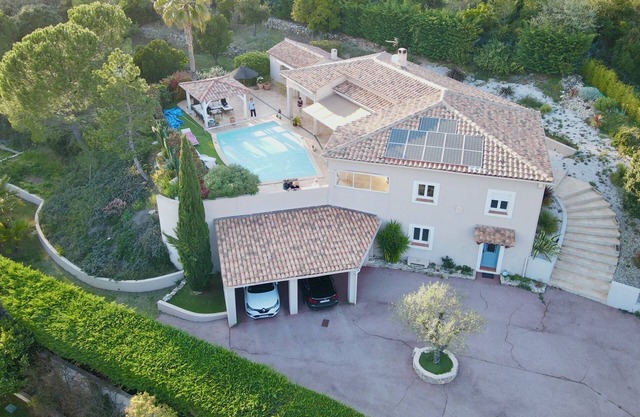 Magnificent villa in Provence verte with swimming pool