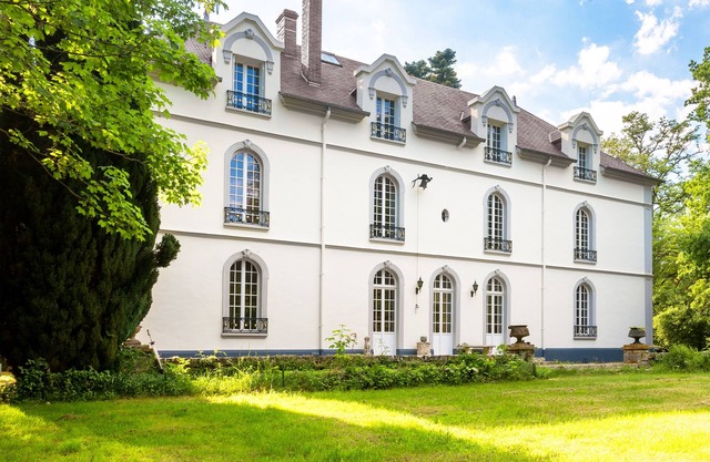 Magnifique Château Avec 7 Chambres Dans un Parc de 3 Hectares à 1 Heure de Paris