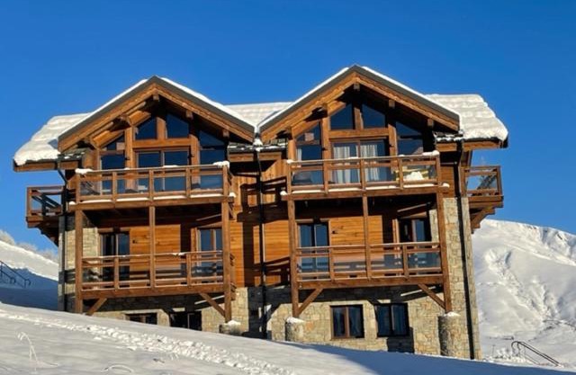 Magnifique chalet sur les pistes, le Paradis c'est là!