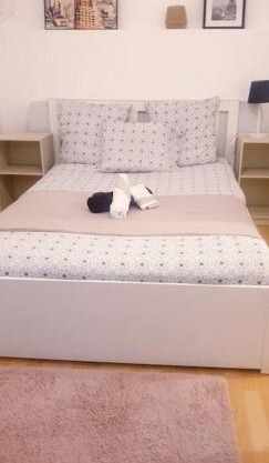 Magnifique F2 avec terrasse et parking, proche d'un parc et à 7 minutes à pieds de la Gare