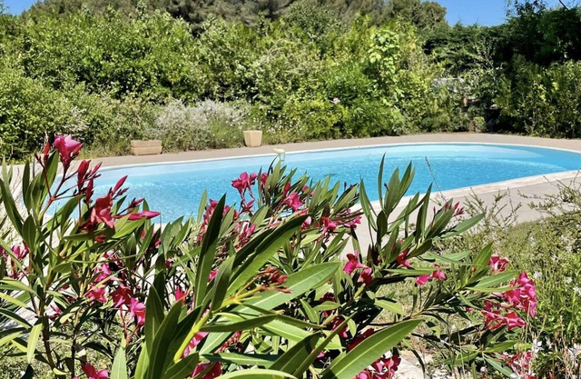 Magnifique Rez de Villa avec piscine