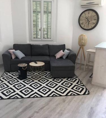 Magnifique T2 bien desservi