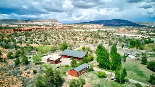 Main House with 500,000 acres of BLM