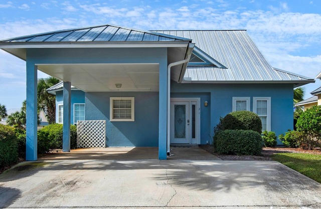 Mainsail Cottage 3 bedroom, 2.5 bath