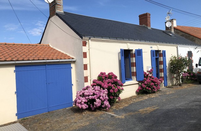 Maison de 2 Chambres, Quartier Boisvinet Tranquille & Familial,100m de la Plage
