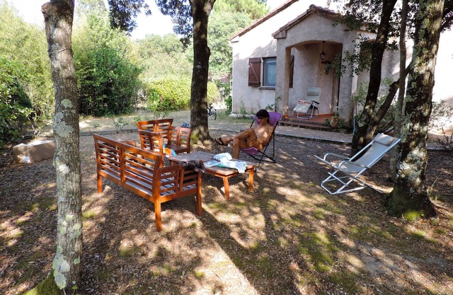 Maison à 200m de la Plage Dans 1200m de Terrain Arboré