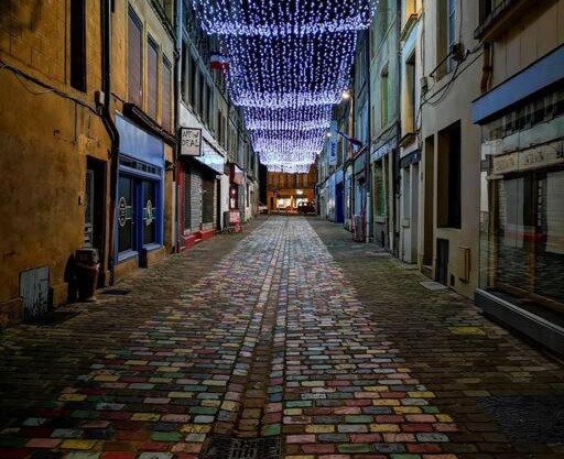 Maison atypique, centre-ville 2+2 pers Sauna IR