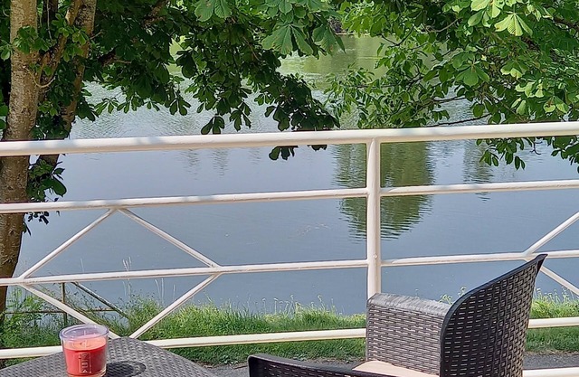 Maison au Bord de Rivière en Bourgogne