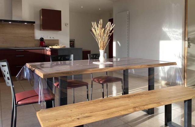 Maison au Cœur du Petit Village de Planguenoual, à Moins de 5km des Plages