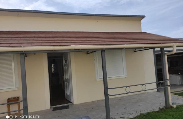 Maison avec deux chambres au calme