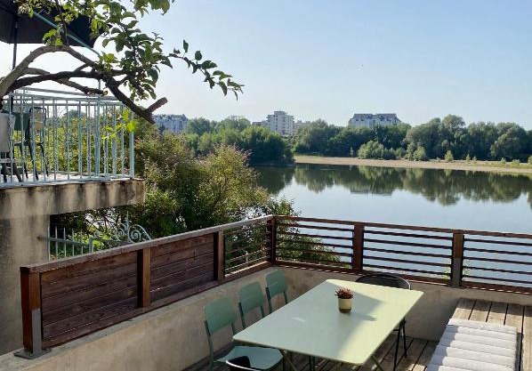 Maison Bord de Loire