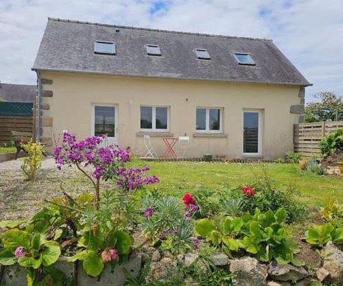Maison bretonne rénovée proche bourg et plages