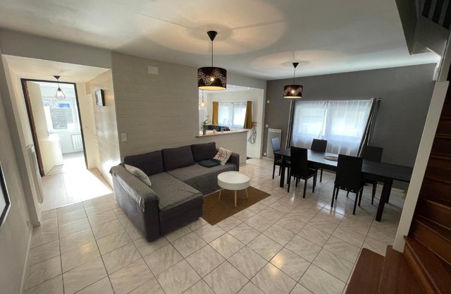 Maison centre bourg à 50m de la plage