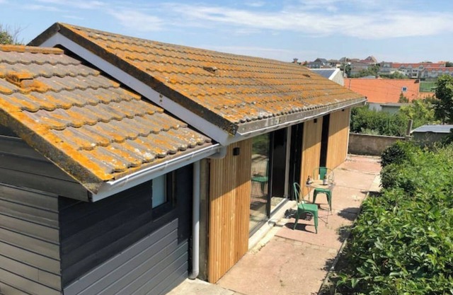 Maison Chaleureuse Dans la Nature