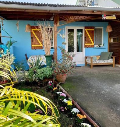 Maison charmante à Bras-Panon avec piscine et jardin
