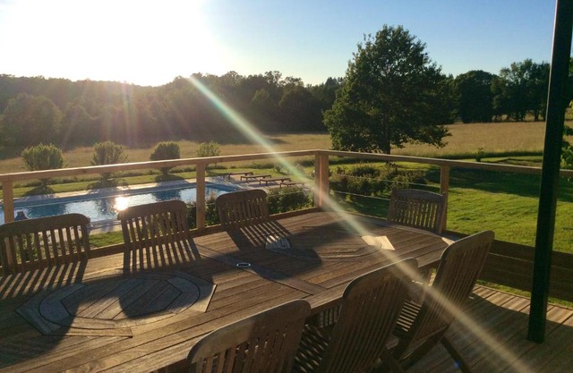 Maison charmante a Abjat sur Bandiat avec piscine partagee