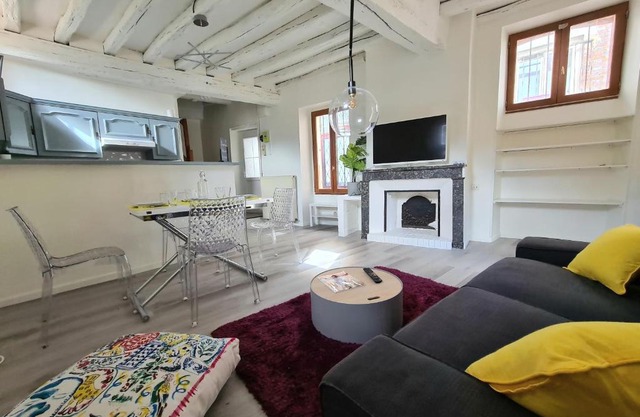 Maison Charme avec Terrasse hypercentre, très calme