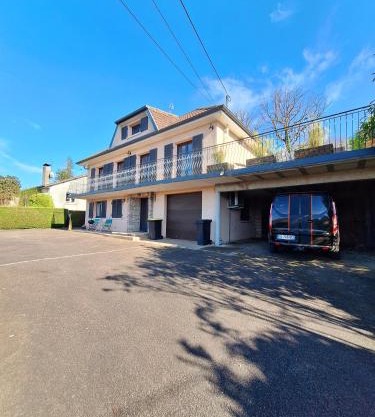 Maison climatisée au calme proche des commerces