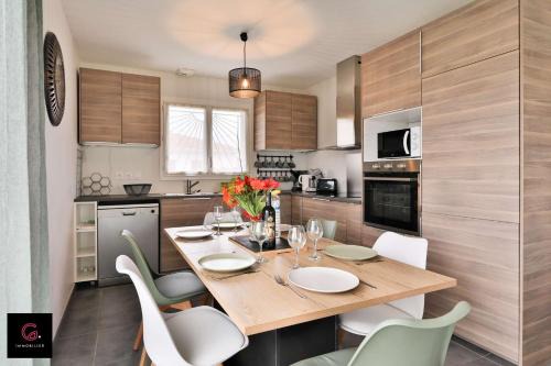 Maison cosy avec piscine 8 pers