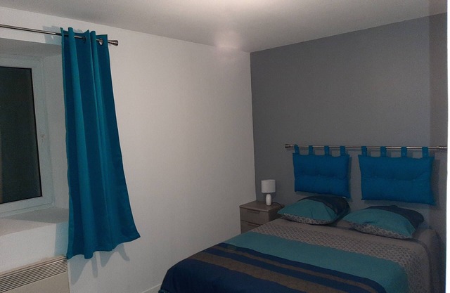 Maison de Campagne Située a 30 Kilomètres du Mans , a Proximité de la Foret