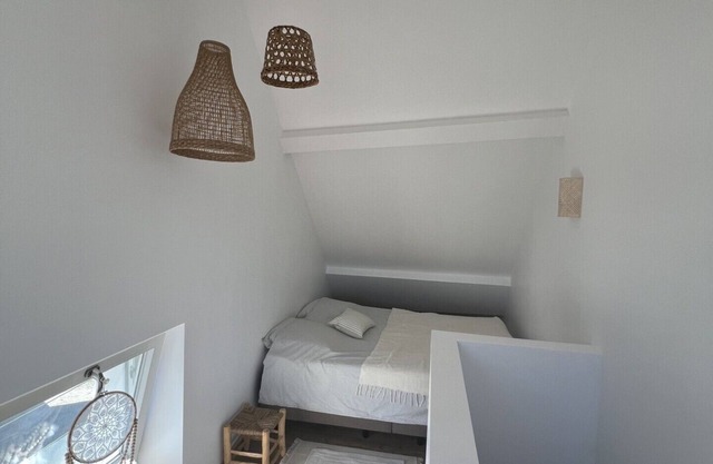 Maison dutilia: disconnection between lakes and mountains 200 metres from the ViaRhôna