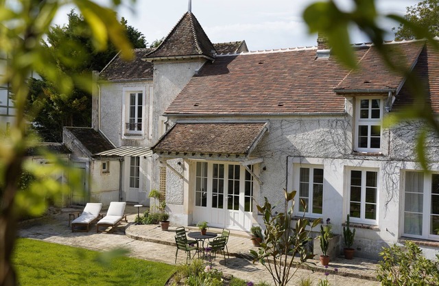 Maison en Lisière de la Forêt de Fontainebleau Dans un Village de Charme