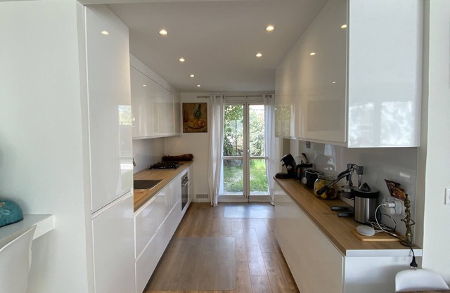 Maison entièrement rénovée avec jardin et terrasses